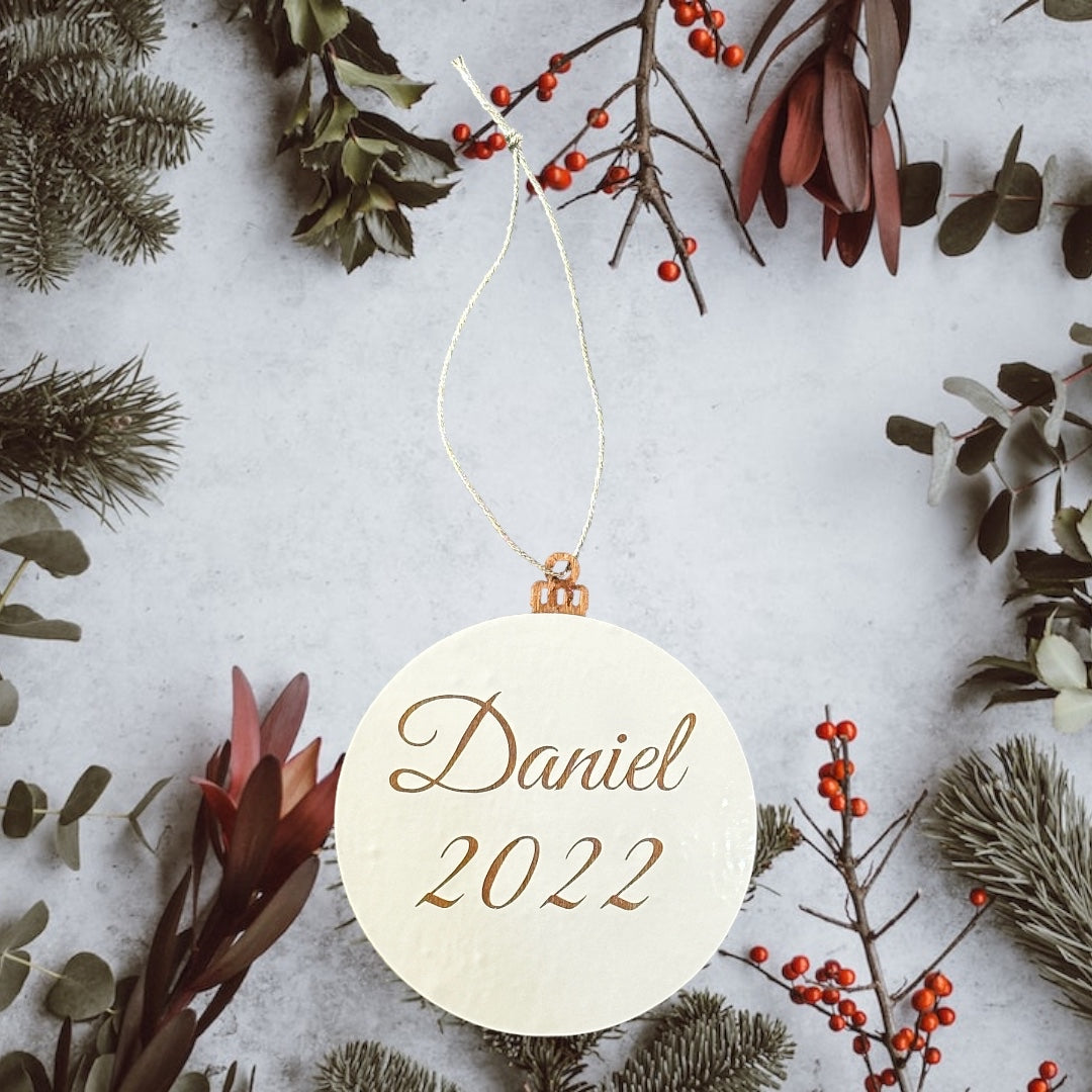 Personalised wooden bauble