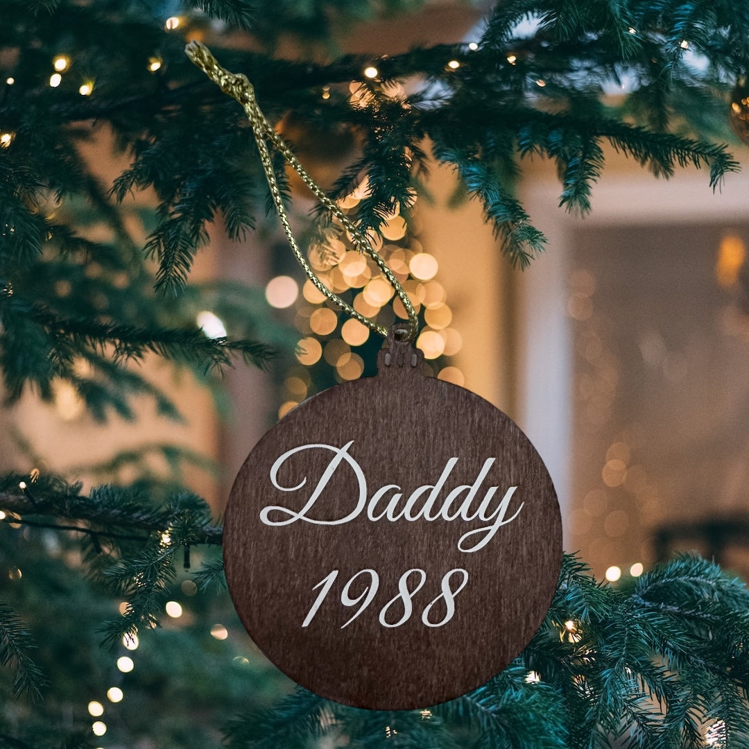 Personalised wooden bauble