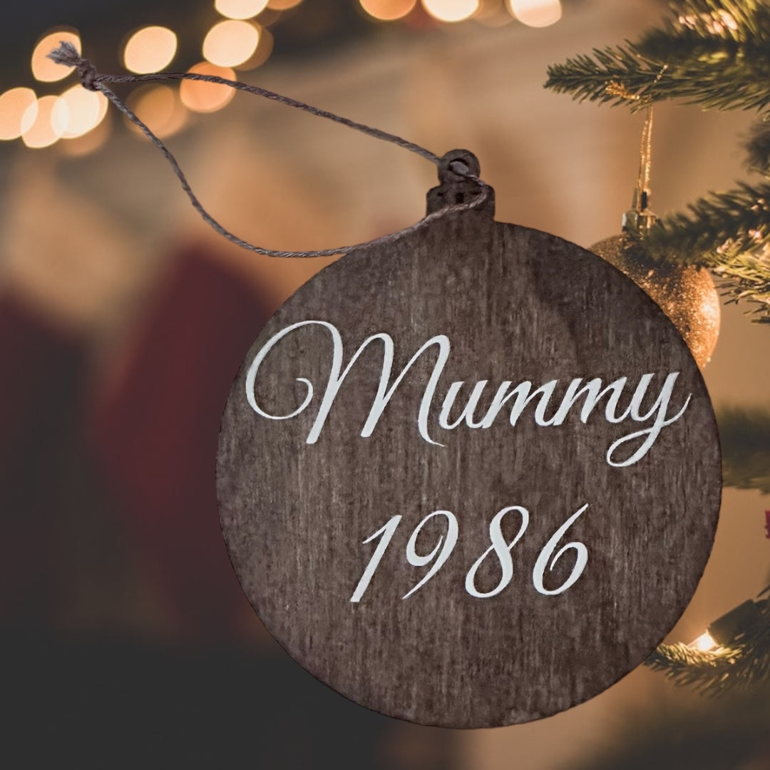 Personalised wooden bauble