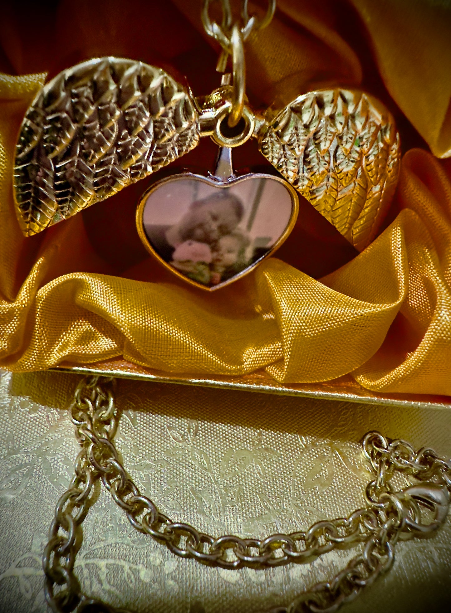 Memorial necklaces