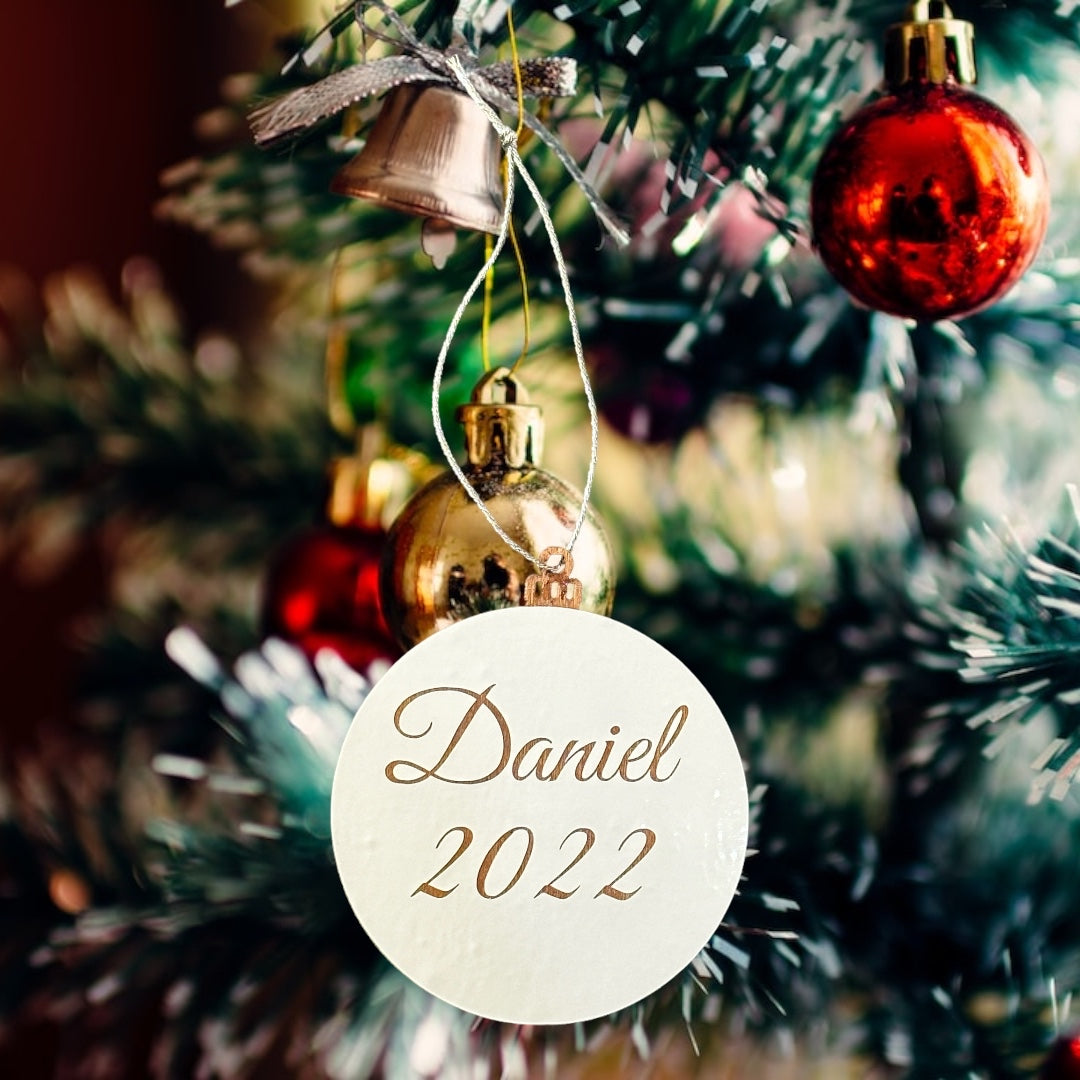 Personalised wooden bauble