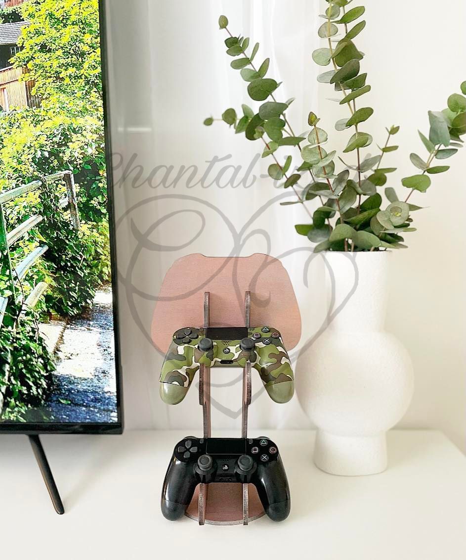 Personalised Controller holders for Xbox or Playstation controllers