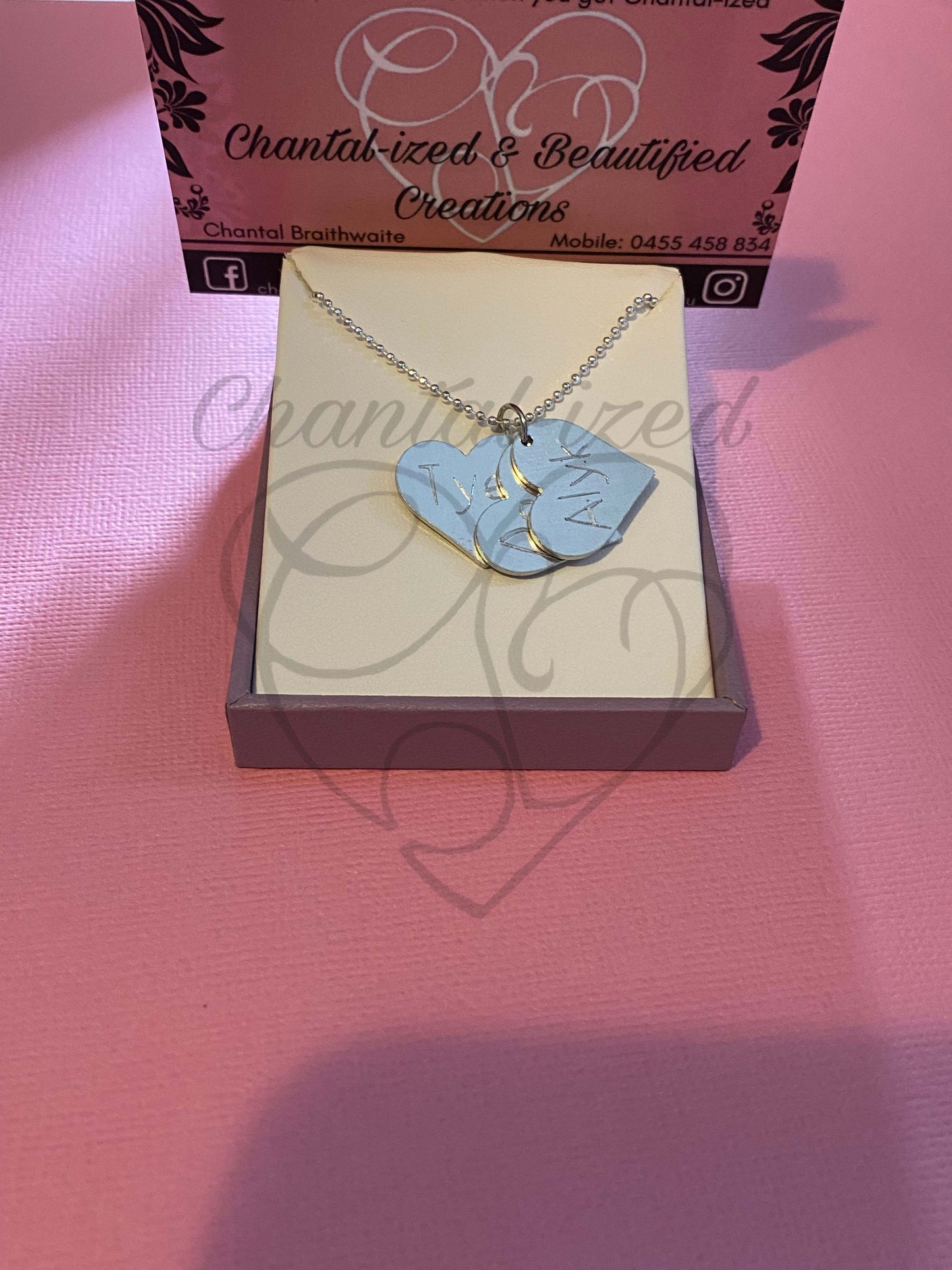 Engraving of writing or loved ones signature